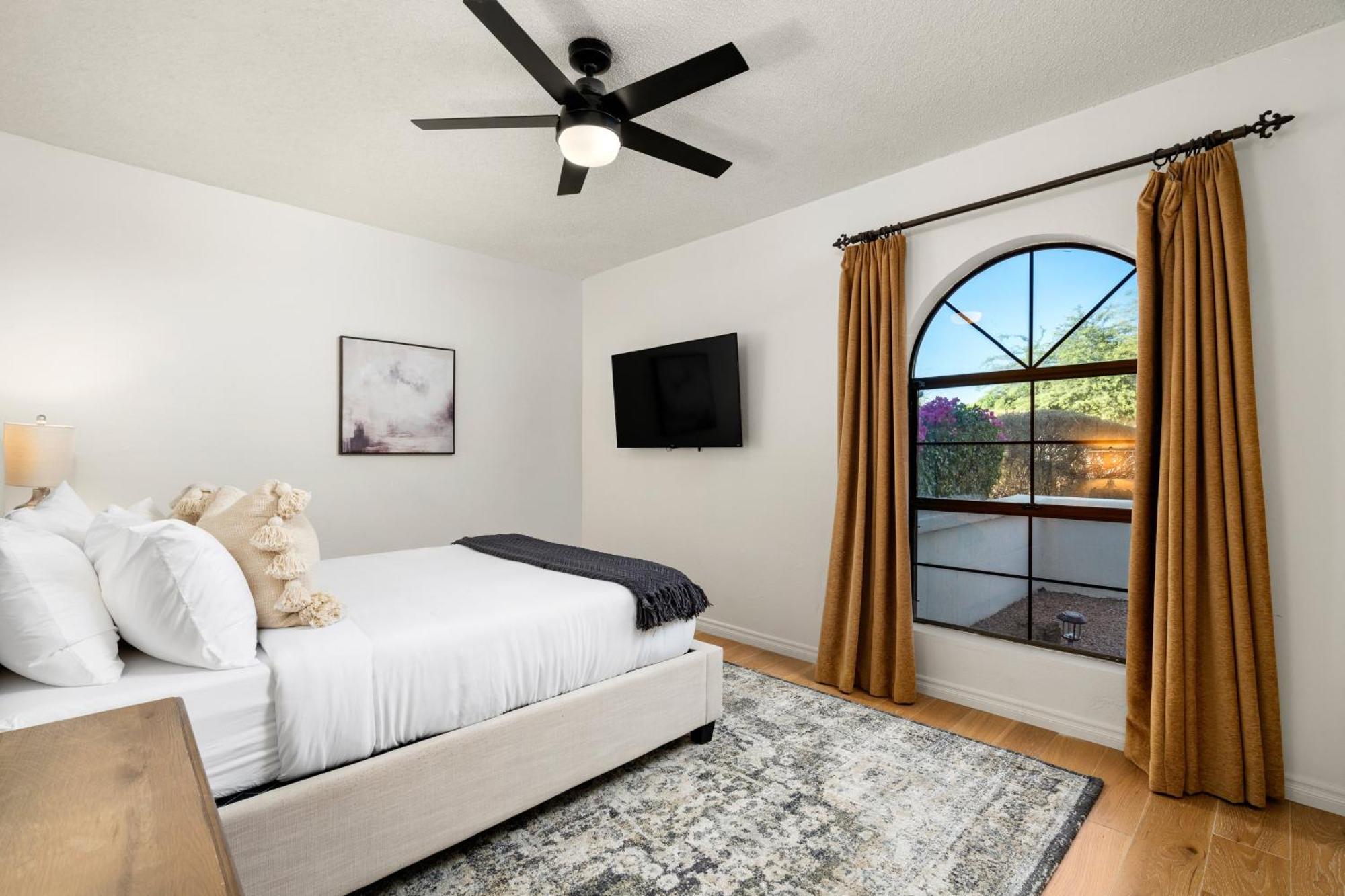 Welcome To Your Serene Getaway Holiday home Scottsdale